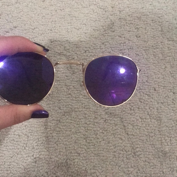 purple lens gold frame sunglasses - Picture 3 of 4